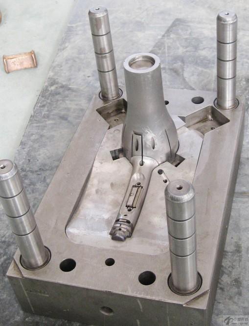 �紵����ҵ�����ģ��