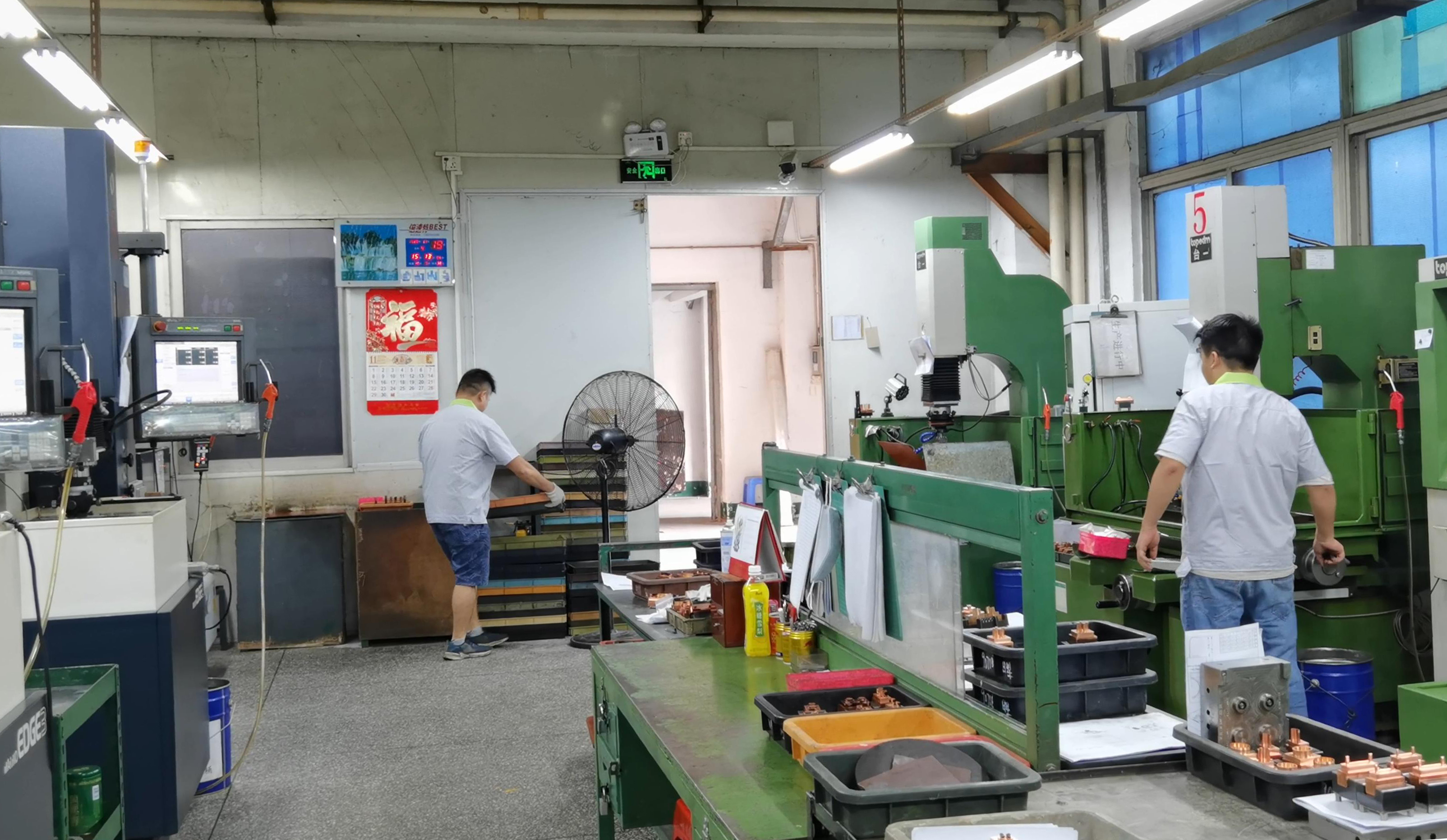 ��ݸ�������ֽ���ܽ�ģ�߶���ѡ������