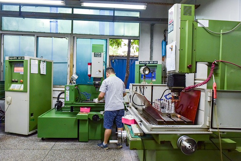 ע�ܼӹ���˾ģ�߳���