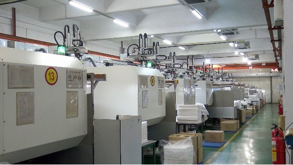 ���ϼӹ�����ע�ܳ��͵��������