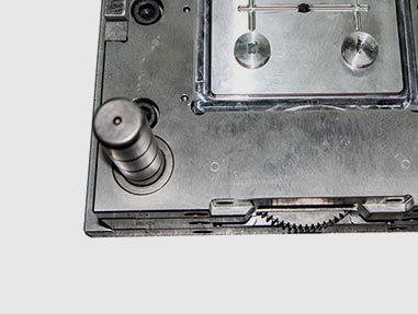 ����ϵ����Ӿ���ģ��